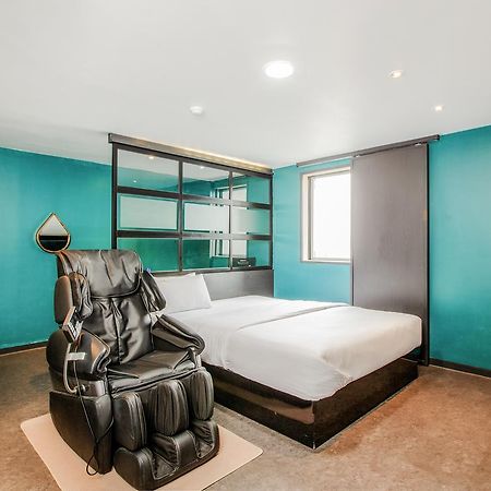 M7 Business Hotel Chilgok Buitenkant foto