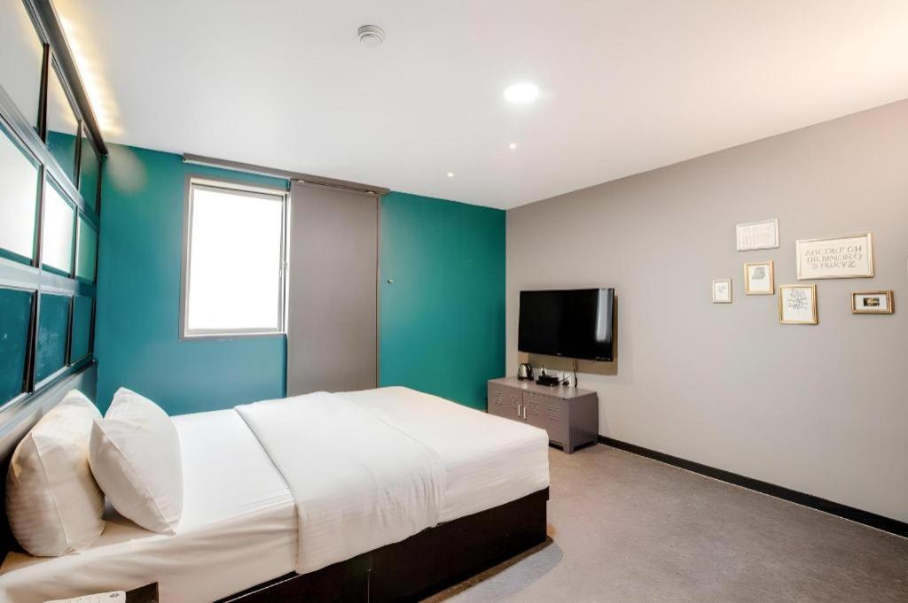 M7 Business Hotel Chilgok Buitenkant foto