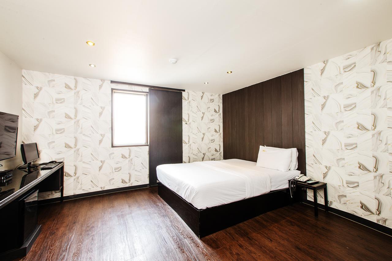 M7 Business Hotel Chilgok Buitenkant foto